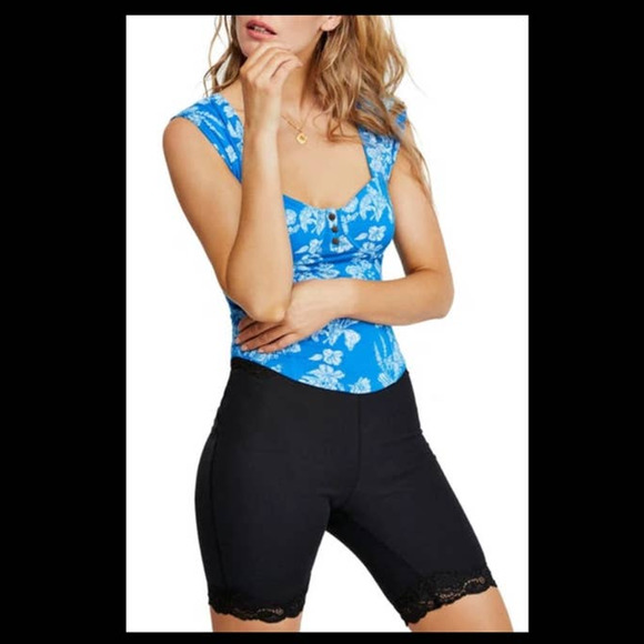 Free People Vanessa floral tank in blue - Picture 1 of 6